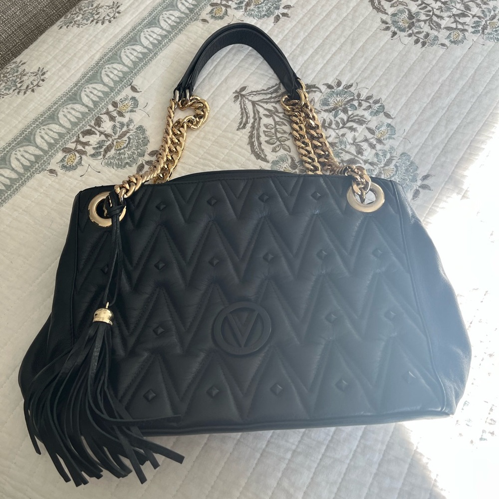 Mario Valentino Chic Black leatherQuilted Shoulder Bag with Gold Accents